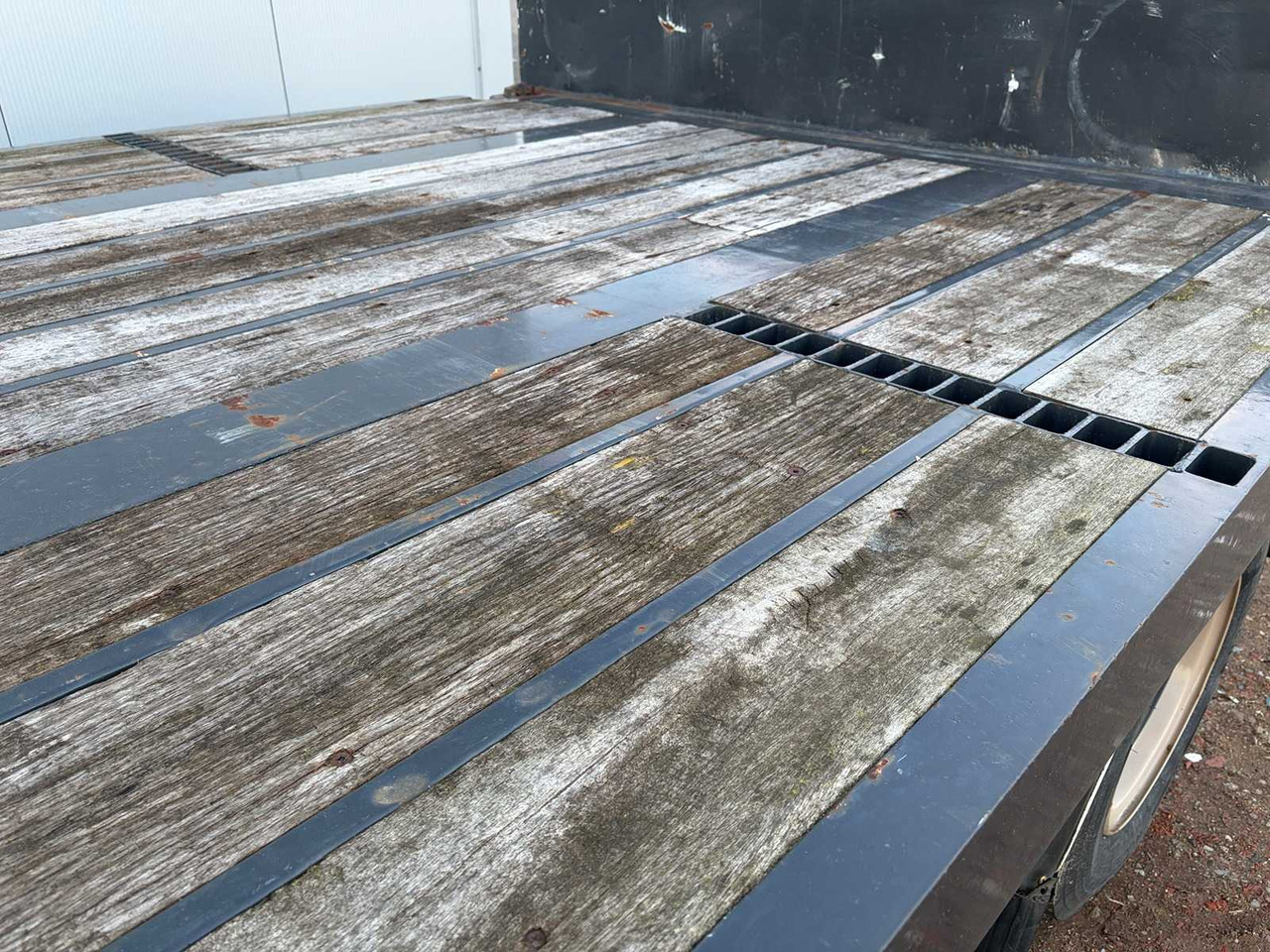 Prikolica 2007 SAMRO 19T POOR TRAILER: slika Prikolica 2007 SAMRO 19T POOR TRAILER