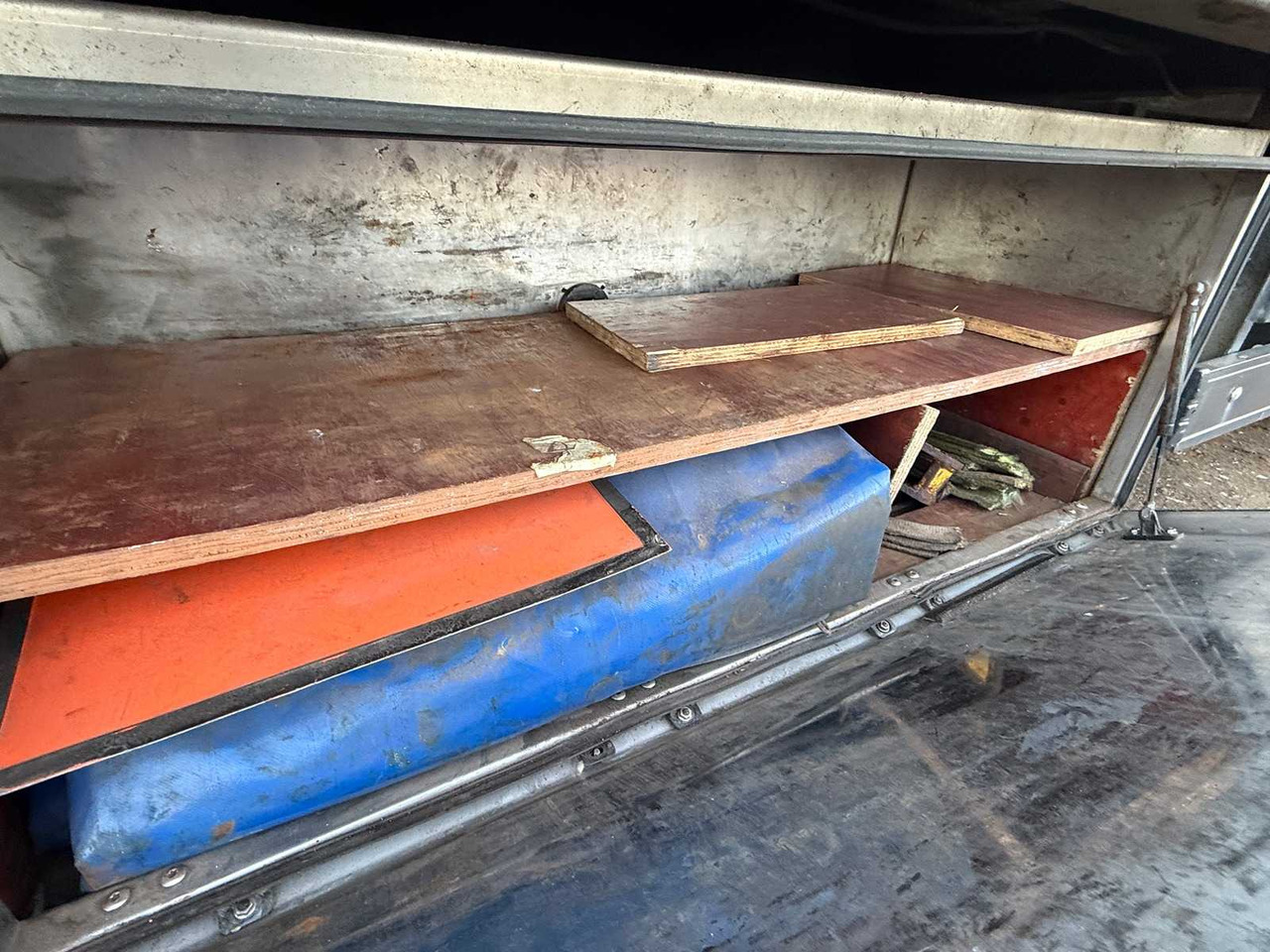 Prikolica 2007 SAMRO 19T POOR TRAILER: slika Prikolica 2007 SAMRO 19T POOR TRAILER