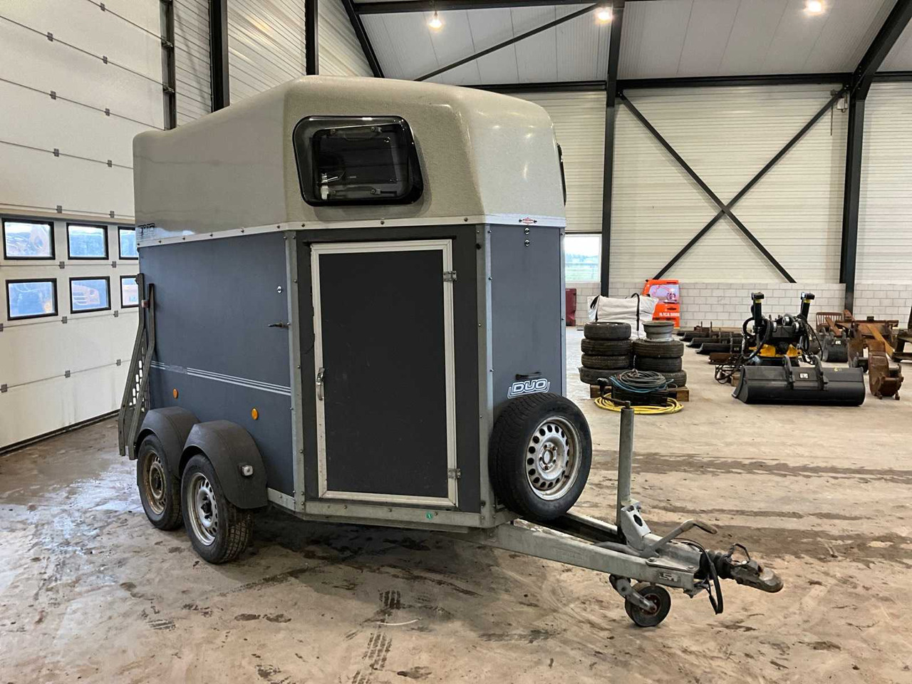 2008 BOECKMANN P10 HORSE TRAILER - Prikolica: slika 2008 BOECKMANN P10 HORSE TRAILER - Prikolica 2008 BOECKMANN P10 HORSE TRAILER - Prikolica: slika 2008 BOECKMANN P10 HORSE TRAILER - Prikolica