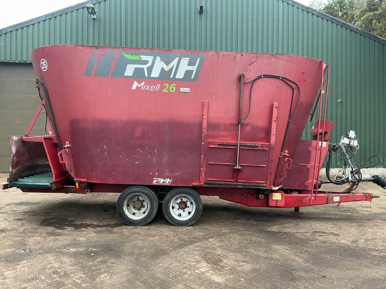 RMH Mixell 26 - Vagon-miješalica za krmivo: slika RMH Mixell 26 - Vagon-miješalica za krmivo RMH Mixell 26 - Vagon-miješalica za krmivo: slika RMH Mixell 26 - Vagon-miješalica za krmivo