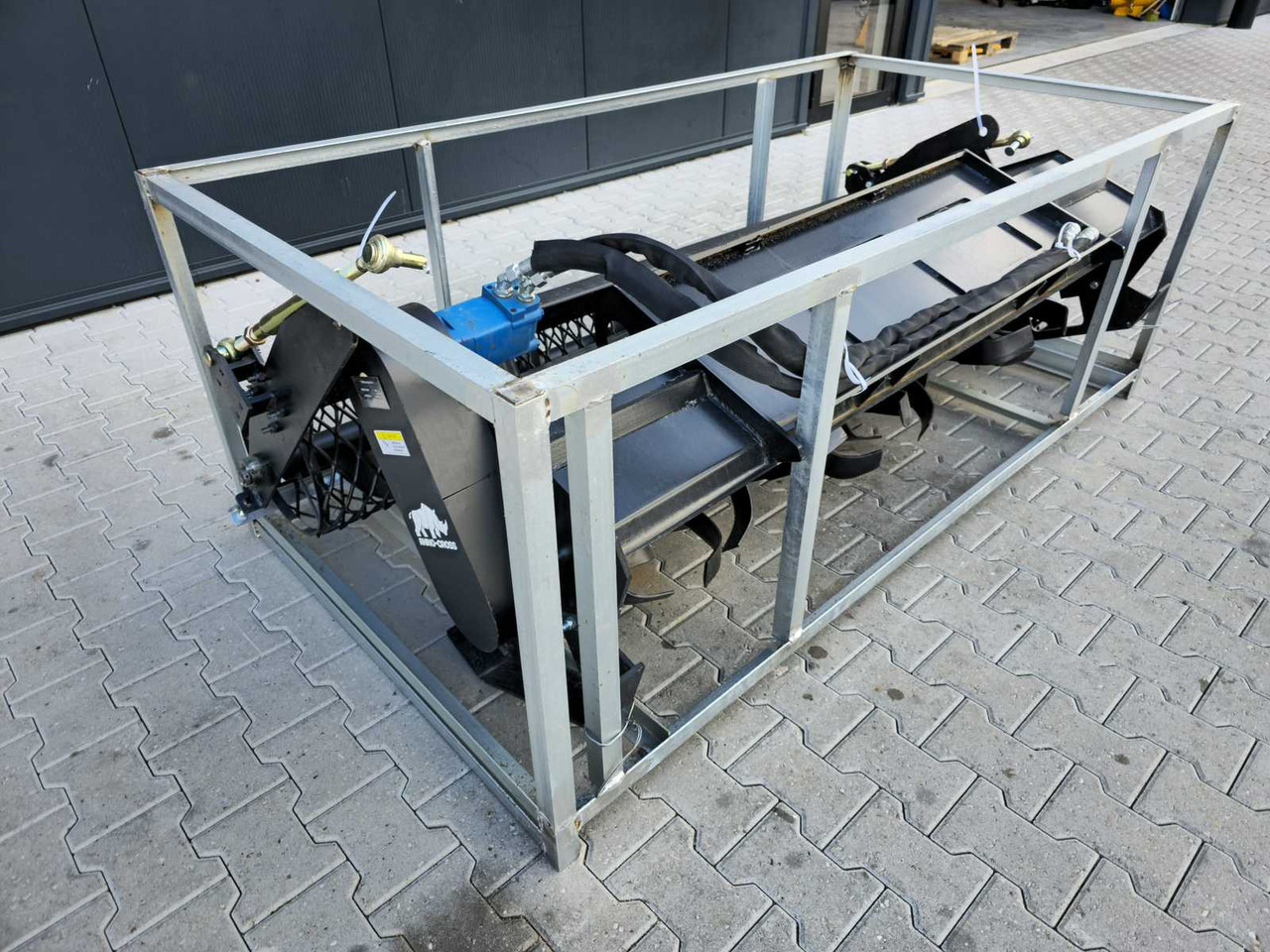Rhino-Cross 1110x2160x800 - Kultivator: slika Rhino-Cross 1110x2160x800 - Kultivator Rhino-Cross 1110x2160x800 - Kultivator: slika Rhino-Cross 1110x2160x800 - Kultivator