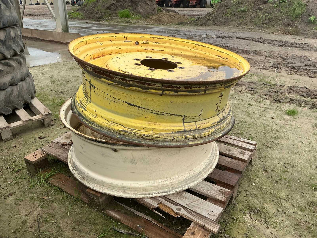 Rim 960 (38")x 300 - Gume i felge za Traktor: slika Rim 960 (38")x 300 - Gume i felge za Traktor Rim 960 (38")x 300 - Gume i felge za Traktor: slika Rim 960 (38")x 300 - Gume i felge za Traktor