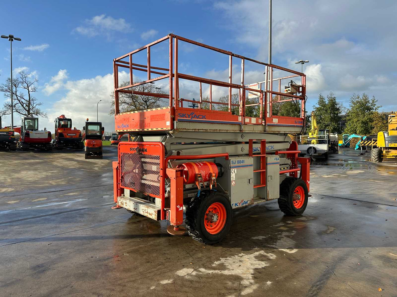 SKYJACK - 2009 - SJ-8841 - AERIAL PLATFORM - Podizna platforma: slika SKYJACK - 2009 - SJ-8841 - AERIAL PLATFORM - Podizna platforma SKYJACK - 2009 - SJ-8841 - AERIAL PLATFORM - Podizna platforma: slika SKYJACK - 2009 - SJ-8841 - AERIAL PLATFORM - Podizna platforma