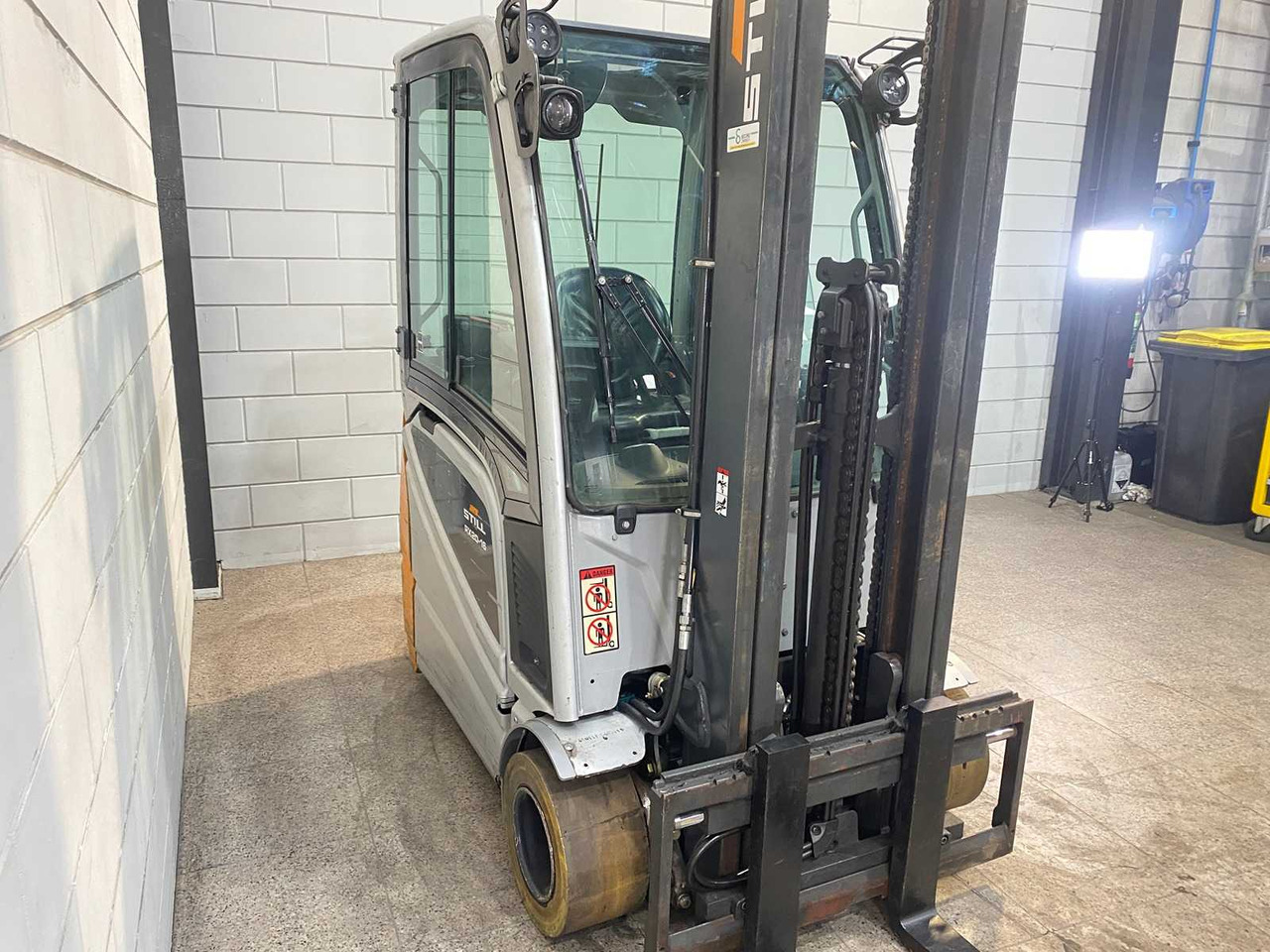 STILL - 2018 - RX20-16 - FORKLIFT TRUCK - Viličar: slika STILL - 2018 - RX20-16 - FORKLIFT TRUCK - Viličar STILL - 2018 - RX20-16 - FORKLIFT TRUCK - Viličar: slika STILL - 2018 - RX20-16 - FORKLIFT TRUCK - Viličar