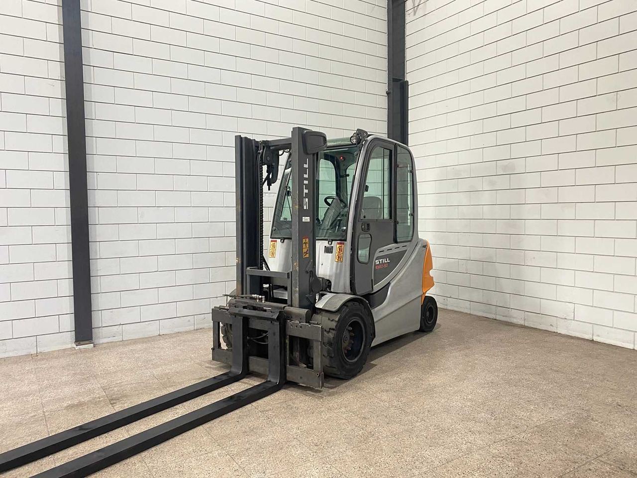 STILL - 2019 - RX60-50 - 5000KG LIFTING CAPACITY - FORKLIFT - SIDE-SHIFT - Viličar: slika STILL - 2019 - RX60-50 - 5000KG LIFTING CAPACITY - FORKLIFT - SIDE-SHIFT - Viličar STILL - 2019 - RX60-50 - 5000KG LIFTING CAPACITY - FORKLIFT - SIDE-SHIFT - Viličar: slika STILL - 2019 - RX60-50 - 5000KG LIFTING CAPACITY - FORKLIFT - SIDE-SHIFT - Viličar