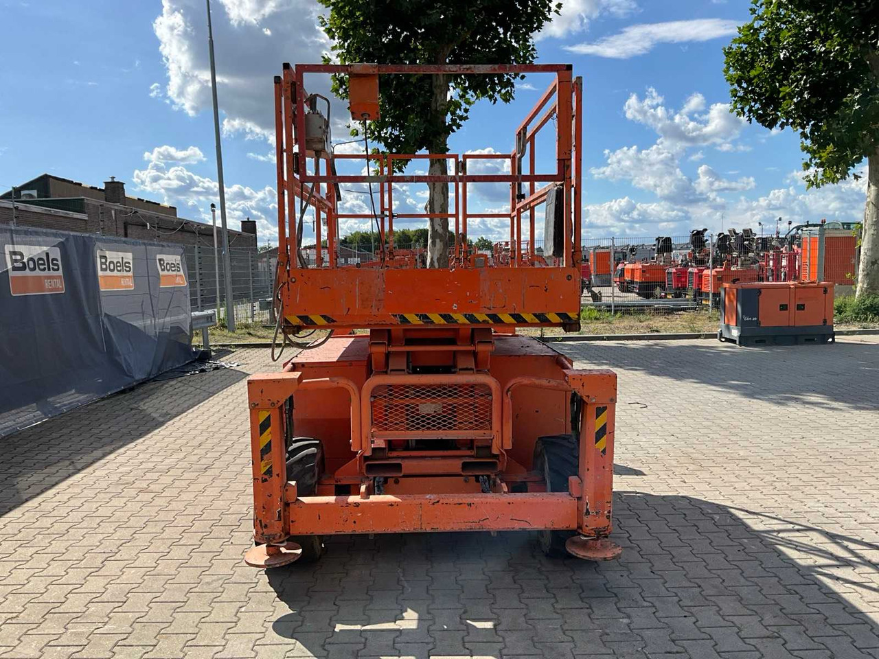SkyJack SJ 6832 RT - Podizna platforma: slika SkyJack SJ 6832 RT - Podizna platforma SkyJack SJ 6832 RT - Podizna platforma: slika SkyJack SJ 6832 RT - Podizna platforma