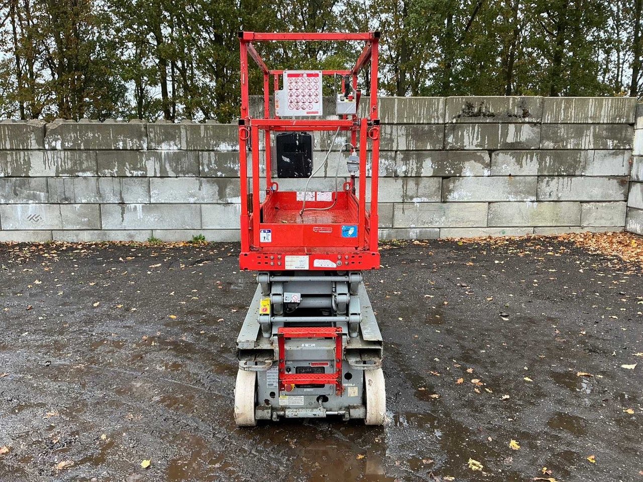 Skyjack SJ 111 3219 - Podizna platforma: slika Skyjack SJ 111 3219 - Podizna platforma Skyjack SJ 111 3219 - Podizna platforma: slika Skyjack SJ 111 3219 - Podizna platforma