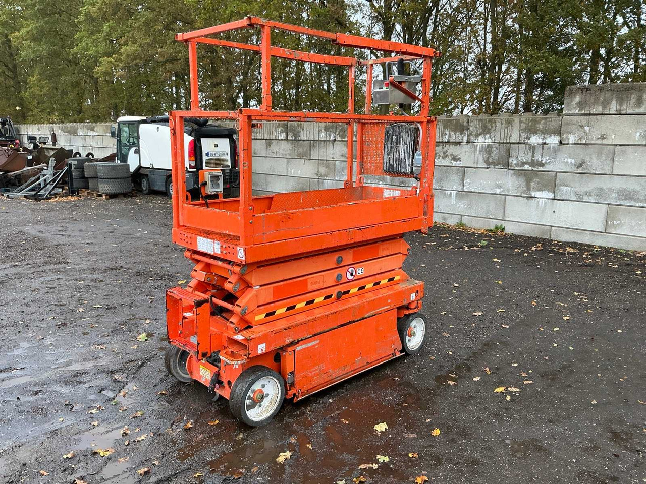 Skyjack SJ 111 3219 - Podizna platforma: slika Skyjack SJ 111 3219 - Podizna platforma Skyjack SJ 111 3219 - Podizna platforma: slika Skyjack SJ 111 3219 - Podizna platforma