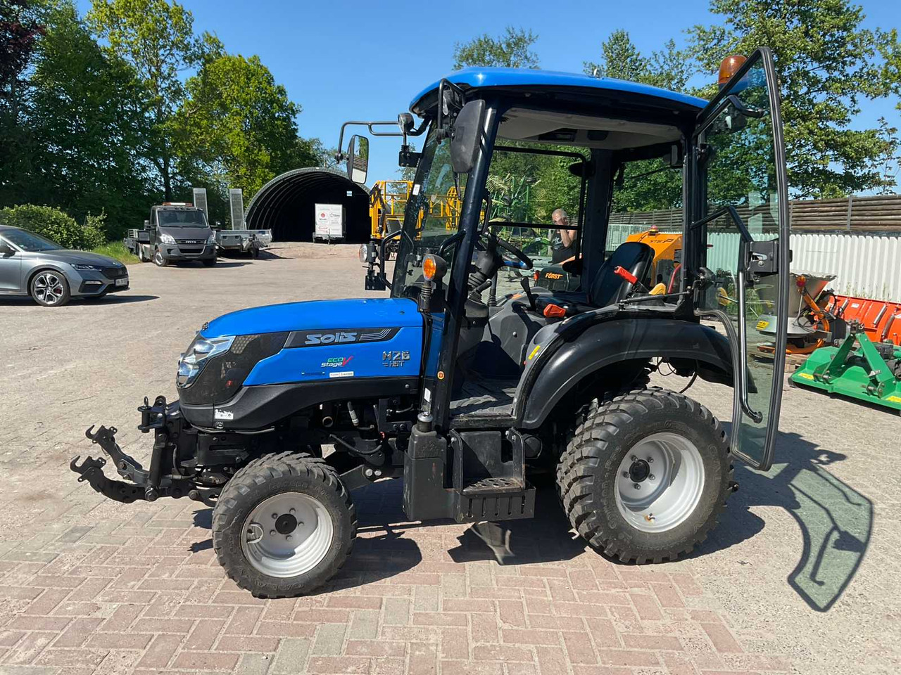 Solis Eco Stage - H 26/HST - Traktor: slika Solis Eco Stage - H 26/HST - Traktor Solis Eco Stage - H 26/HST - Traktor: slika Solis Eco Stage - H 26/HST - Traktor