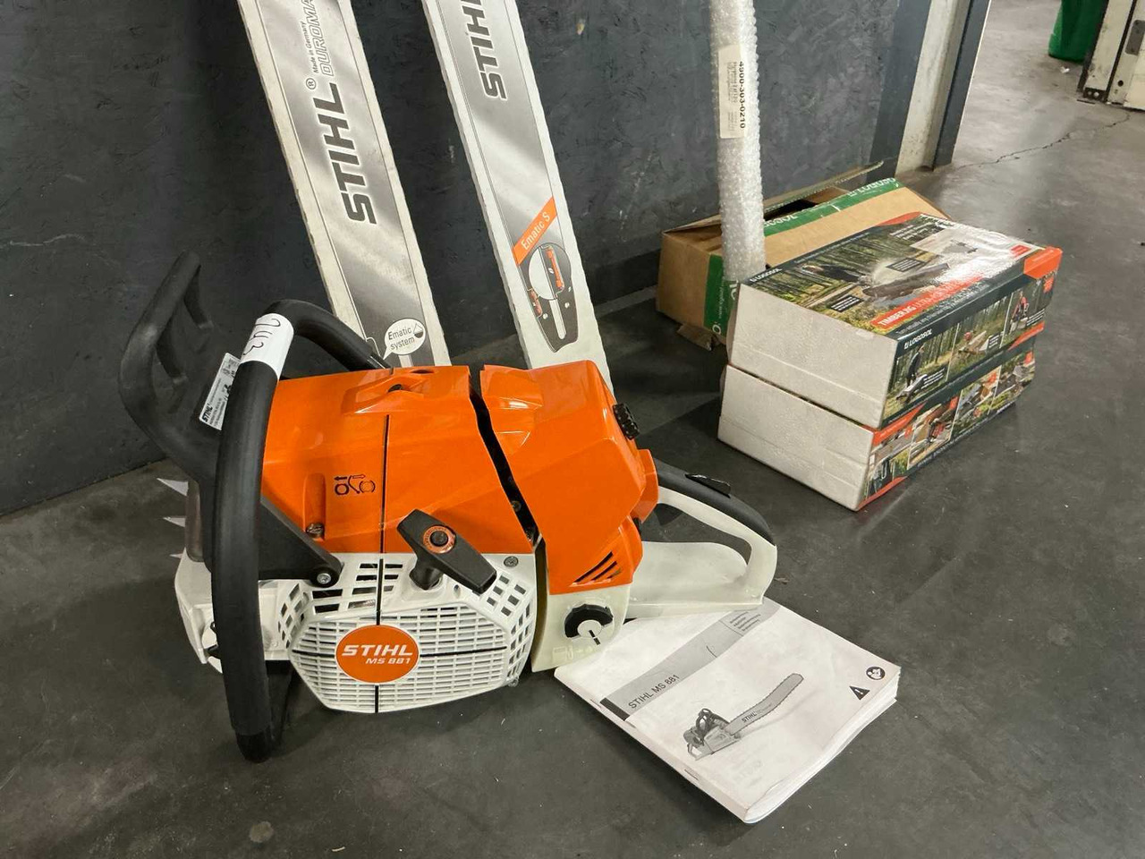 Stihl 881 - Oprema za vrt: slika Stihl 881 - Oprema za vrt Stihl 881 - Oprema za vrt: slika Stihl 881 - Oprema za vrt