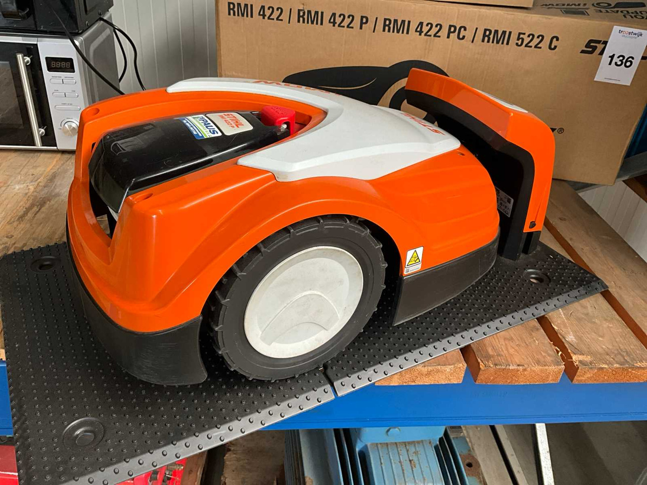 Stihl RMI422.2 - Vrtna kosilica: slika Stihl RMI422.2 - Vrtna kosilica Stihl RMI422.2 - Vrtna kosilica: slika Stihl RMI422.2 - Vrtna kosilica