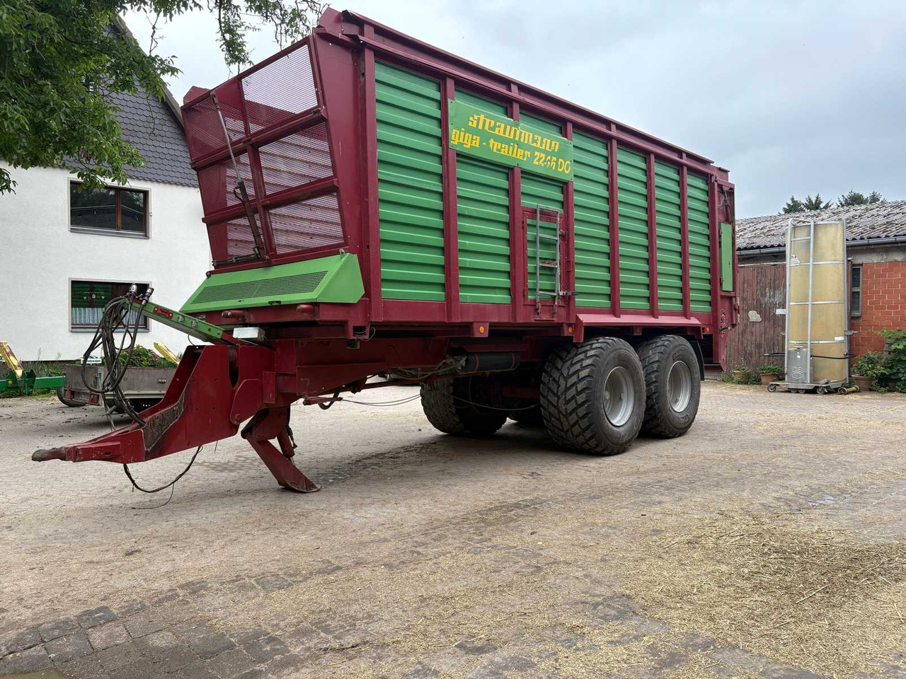 Strautmann Giga - Trailer 2246 DO - Prikolica za poljoprivredna gospodarstva: slika Strautmann Giga - Trailer 2246 DO - Prikolica za poljoprivredna gospodarstva Strautmann Giga - Trailer 2246 DO - Prikolica za poljoprivredna gospodarstva: slika Strautmann Giga - Trailer 2246 DO - Prikolica za poljoprivredna gospodarstva