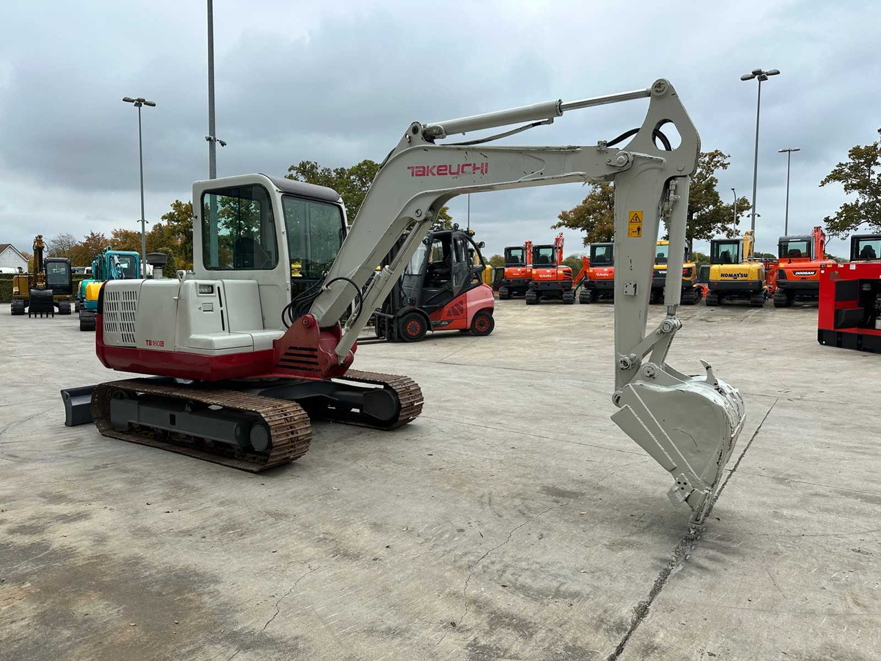 TAKEUCHI - TB160C - MIDI EXCAVATOR - Bager: slika TAKEUCHI - TB160C - MIDI EXCAVATOR - Bager TAKEUCHI - TB160C - MIDI EXCAVATOR - Bager: slika TAKEUCHI - TB160C - MIDI EXCAVATOR - Bager