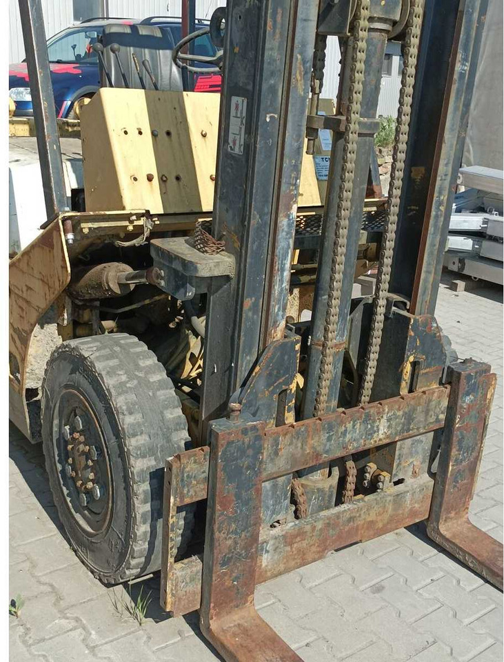 TCM FD35Z3 FORKLIFT TRUCKS - Viličar: slika TCM FD35Z3 FORKLIFT TRUCKS - Viličar TCM FD35Z3 FORKLIFT TRUCKS - Viličar: slika TCM FD35Z3 FORKLIFT TRUCKS - Viličar