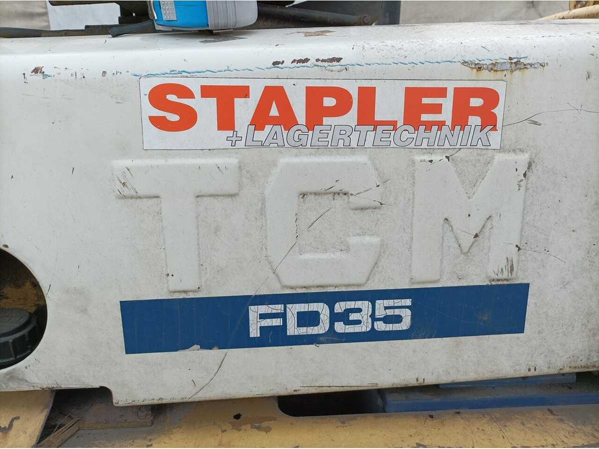 TCM FD35Z3 FORKLIFT TRUCKS - Viličar: slika TCM FD35Z3 FORKLIFT TRUCKS - Viličar TCM FD35Z3 FORKLIFT TRUCKS - Viličar: slika TCM FD35Z3 FORKLIFT TRUCKS - Viličar