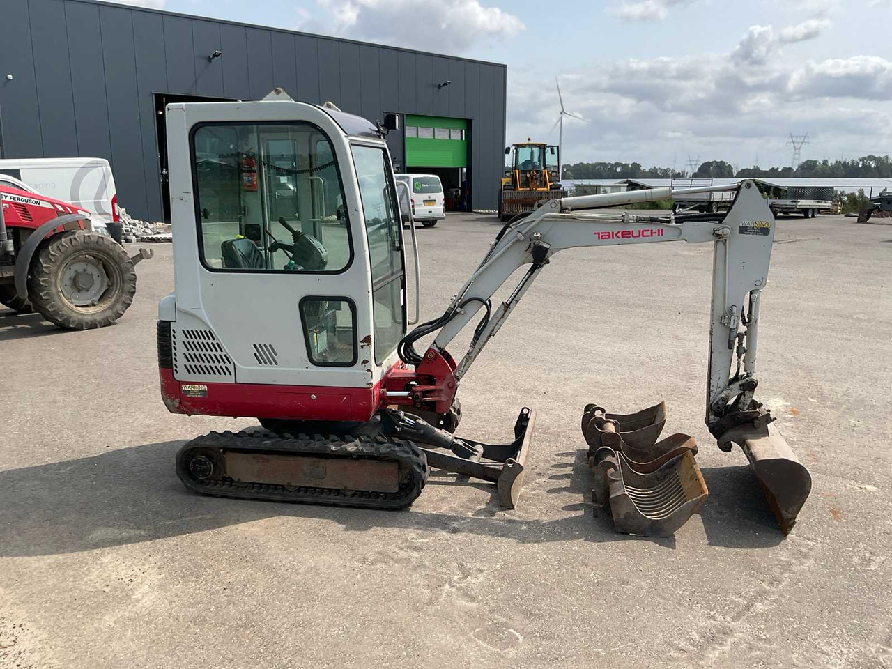 Takeuchi TB016 - Mini bager: slika Takeuchi TB016 - Mini bager Takeuchi TB016 - Mini bager: slika Takeuchi TB016 - Mini bager
