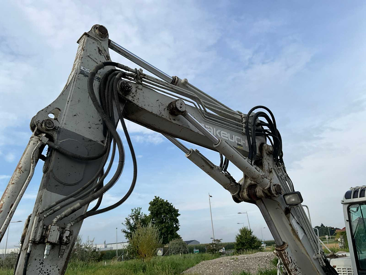 Bager gusjeničar Takeuchi TB175: slika Bager gusjeničar Takeuchi TB175