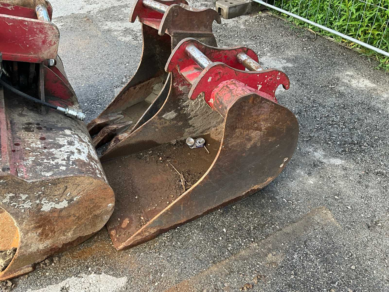 Bager gusjeničar Takeuchi TB175: slika Bager gusjeničar Takeuchi TB175
