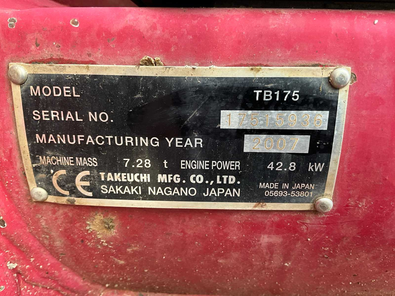 Bager gusjeničar Takeuchi TB175: slika Bager gusjeničar Takeuchi TB175