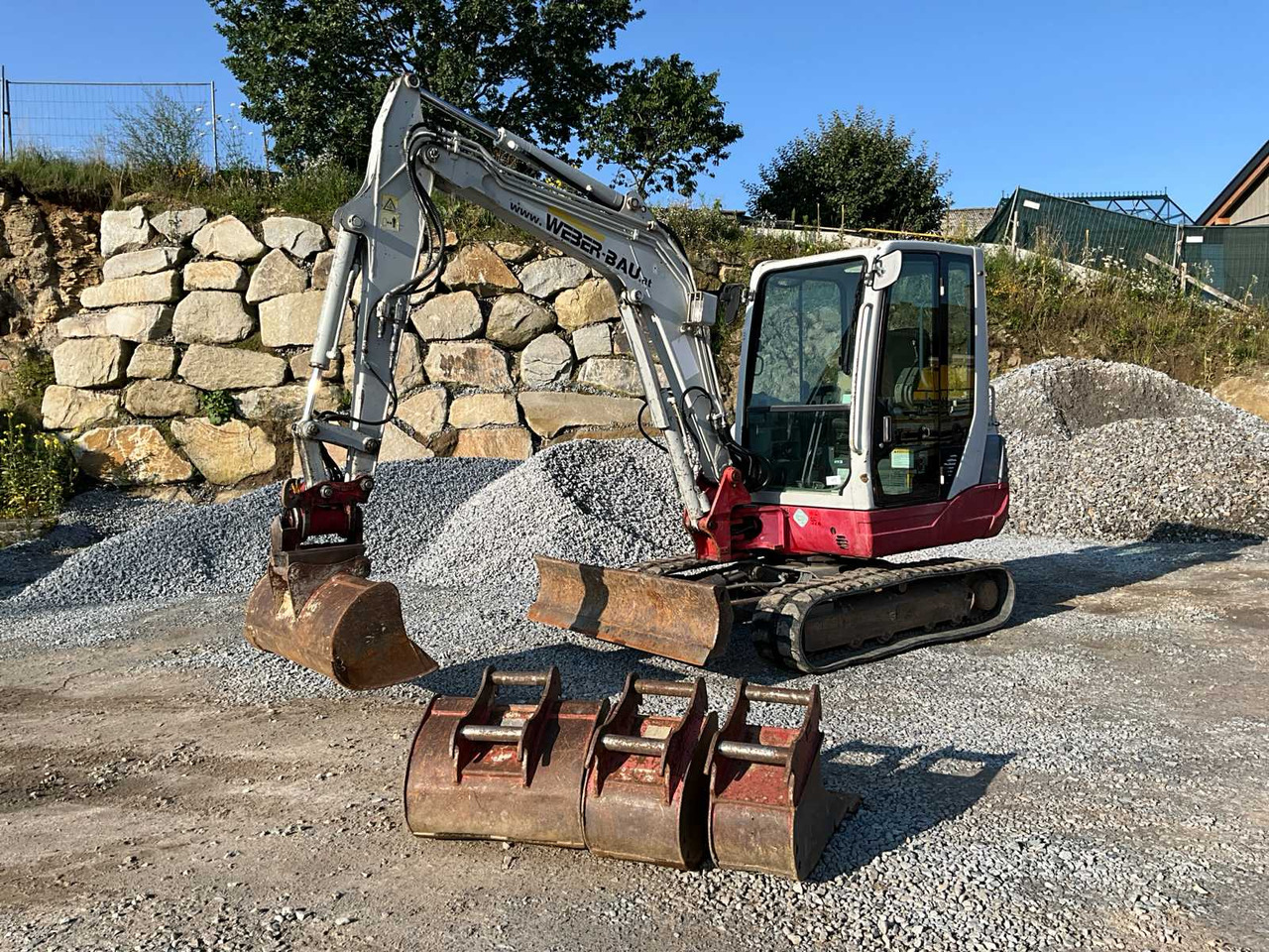 Takeuchi TB235 - Mini bager: slika Takeuchi TB235 - Mini bager Takeuchi TB235 - Mini bager: slika Takeuchi TB235 - Mini bager