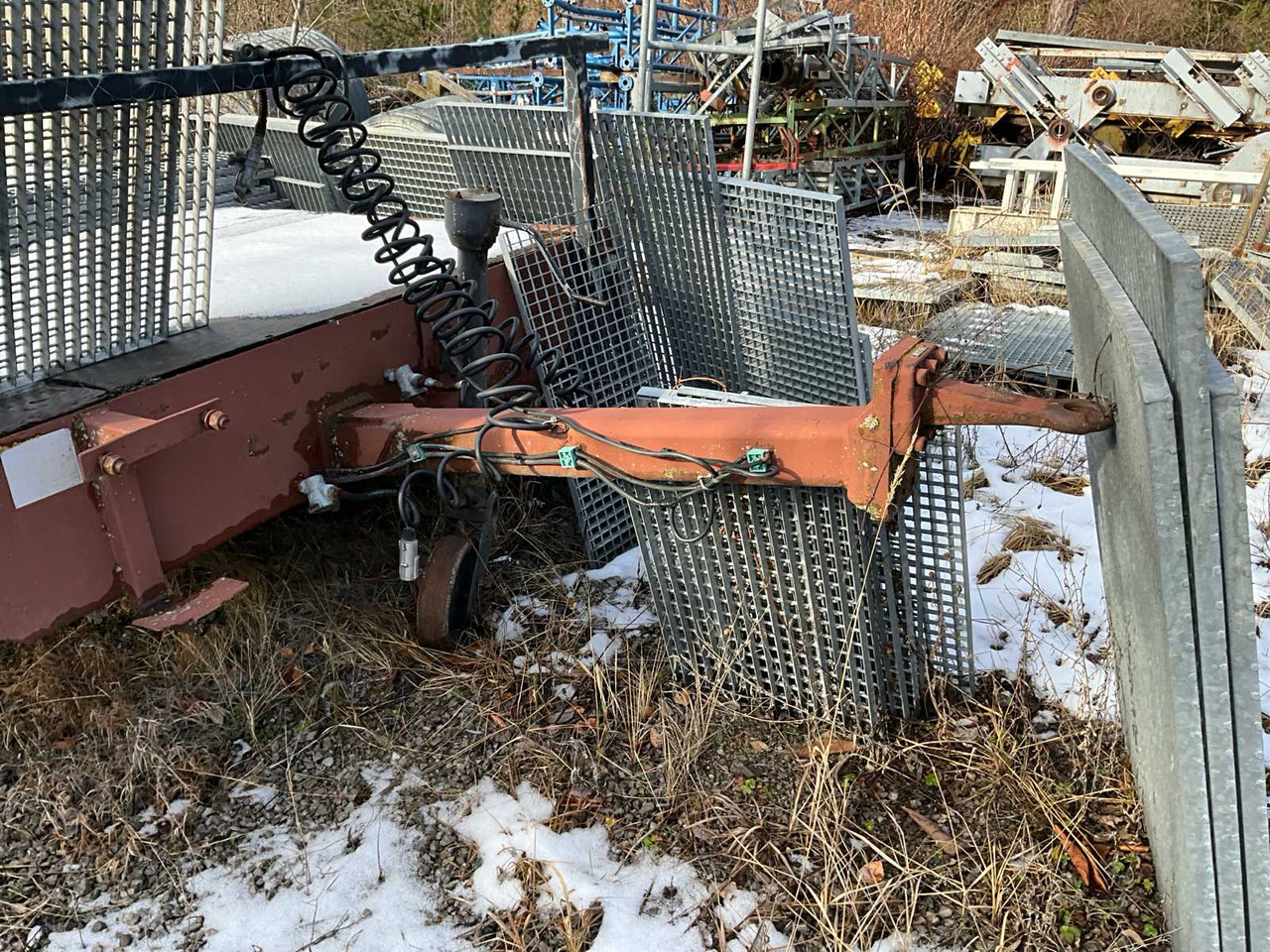 Tandem trailer - Prikolica za poljoprivredna gospodarstva: slika Tandem trailer - Prikolica za poljoprivredna gospodarstva Tandem trailer - Prikolica za poljoprivredna gospodarstva: slika Tandem trailer - Prikolica za poljoprivredna gospodarstva