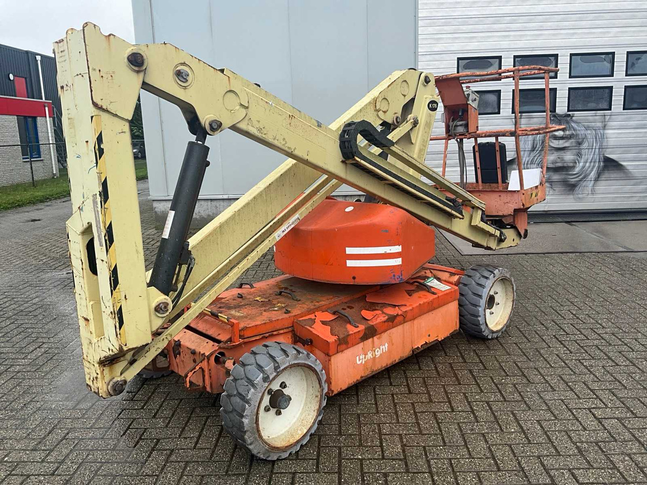 "UPRIGHT" - AB38N - ARTICULATED TELESCOPIC BOOM LIFT - 2007 - Podizna platforma: slika "UPRIGHT" - AB38N - ARTICULATED TELESCOPIC BOOM LIFT - 2007 - Podizna platforma "UPRIGHT" - AB38N - ARTICULATED TELESCOPIC BOOM LIFT - 2007 - Podizna platforma: slika "UPRIGHT" - AB38N - ARTICULATED TELESCOPIC BOOM LIFT - 2007 - Podizna platforma