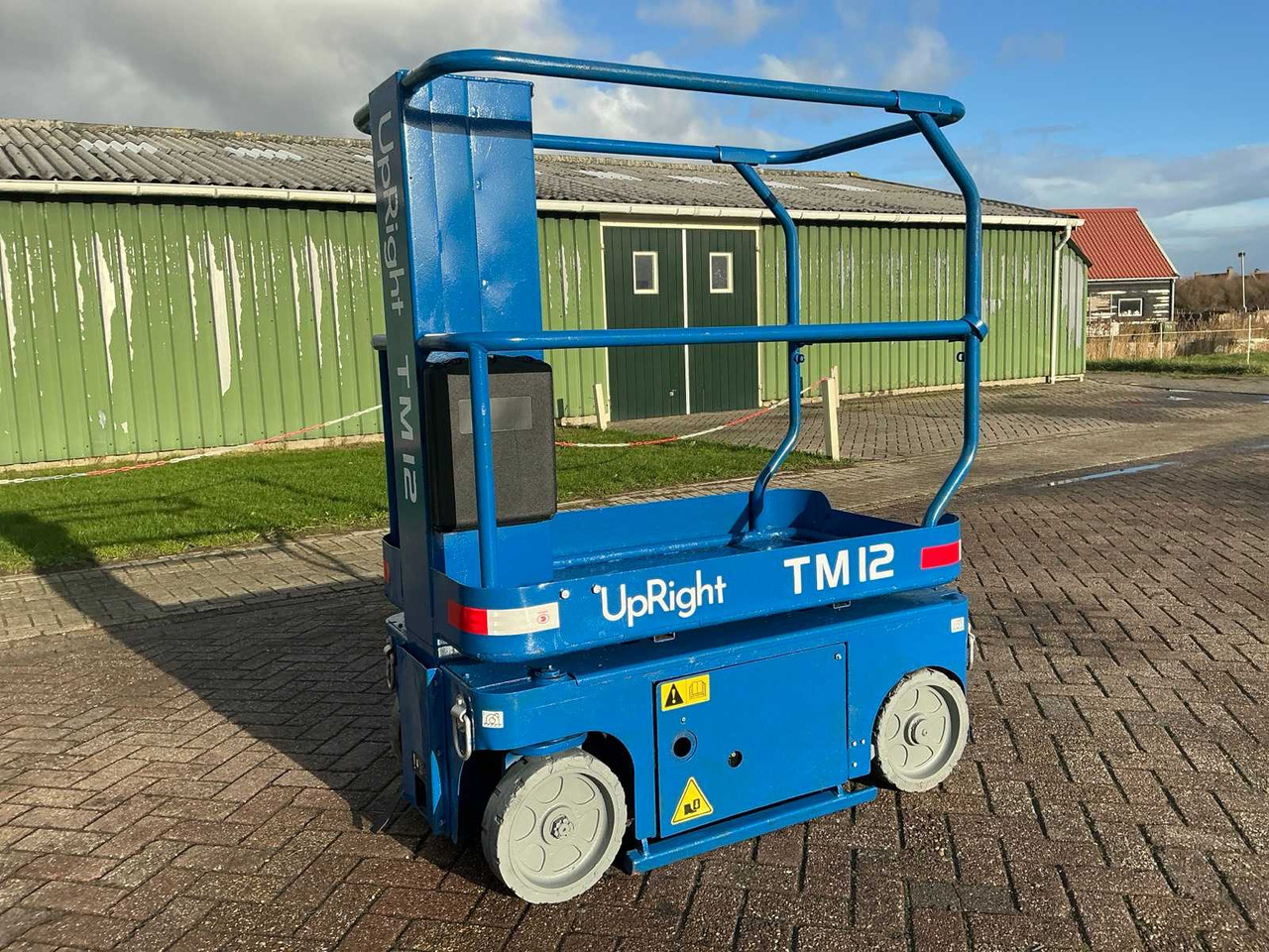 UPRIGHT TM12 AERIAL WORK PLATFORM - Podizna platforma: slika UPRIGHT TM12 AERIAL WORK PLATFORM - Podizna platforma UPRIGHT TM12 AERIAL WORK PLATFORM - Podizna platforma: slika UPRIGHT TM12 AERIAL WORK PLATFORM - Podizna platforma