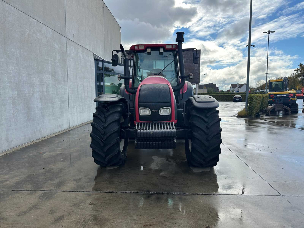 VALTRA - T150 - ALL-WHEEL DRIVE AGRICULTURAL TRACTOR - Traktor: slika VALTRA - T150 - ALL-WHEEL DRIVE AGRICULTURAL TRACTOR - Traktor VALTRA - T150 - ALL-WHEEL DRIVE AGRICULTURAL TRACTOR - Traktor: slika VALTRA - T150 - ALL-WHEEL DRIVE AGRICULTURAL TRACTOR - Traktor