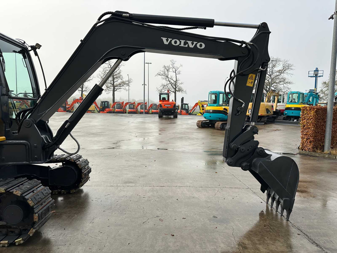 Bager VOLVO - 2019 - EC55D - MIDI EXCAVATOR: slika Bager VOLVO - 2019 - EC55D - MIDI EXCAVATOR