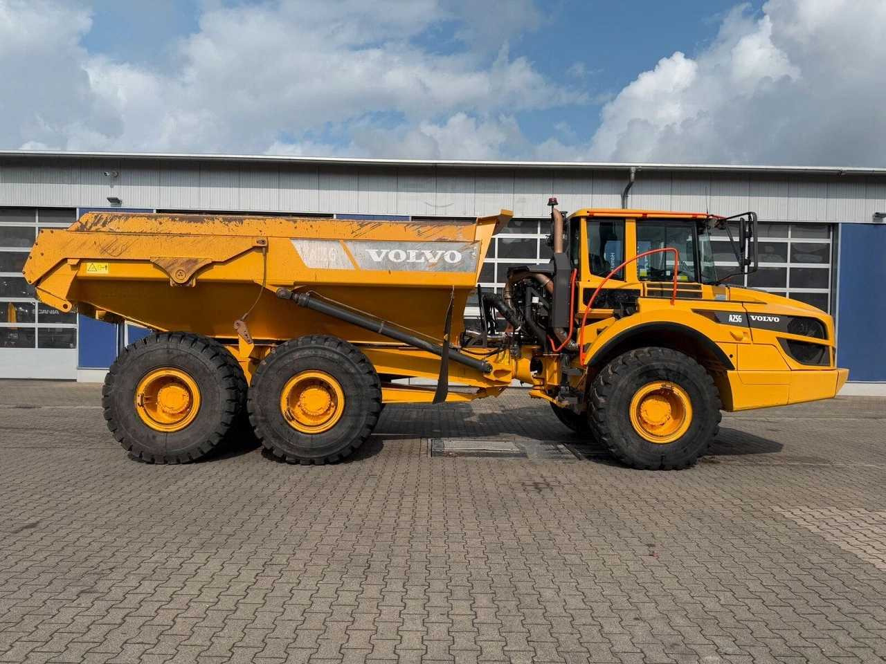 Mini istovarivač VOLVO - 2021 - A25G - DUMPER: slika Mini istovarivač VOLVO - 2021 - A25G - DUMPER