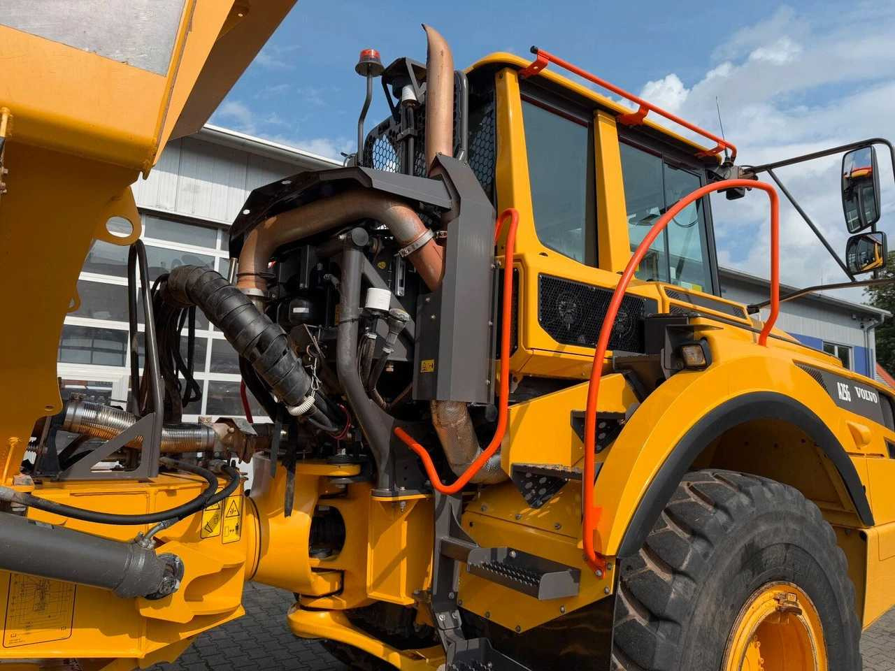 Mini istovarivač VOLVO - 2021 - A25G - DUMPER: slika Mini istovarivač VOLVO - 2021 - A25G - DUMPER