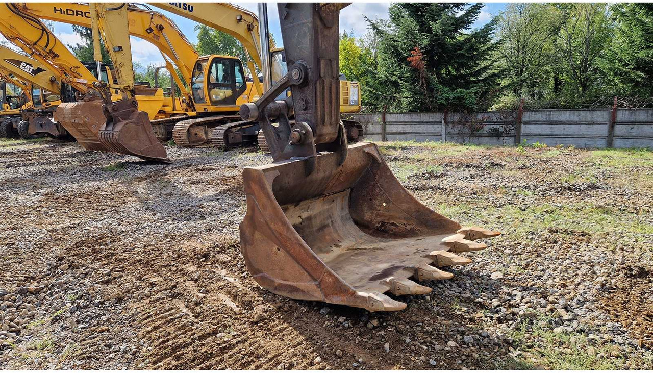 Bager gusjeničar VOLVO EC210CL: slika Bager gusjeničar VOLVO EC210CL