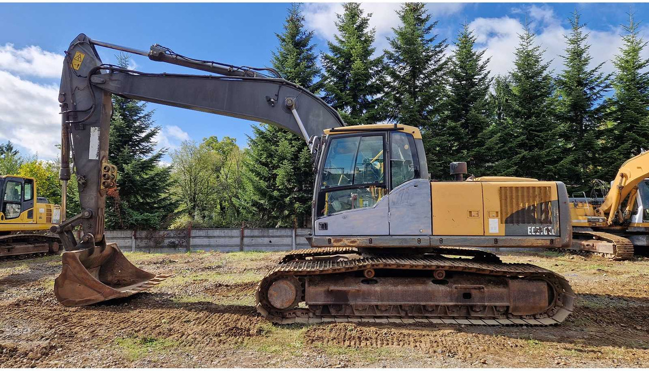 Bager gusjeničar VOLVO EC210CL: slika Bager gusjeničar VOLVO EC210CL