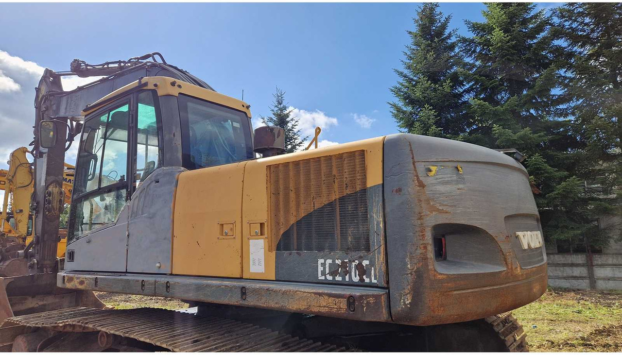 Bager gusjeničar VOLVO EC210CL: slika Bager gusjeničar VOLVO EC210CL