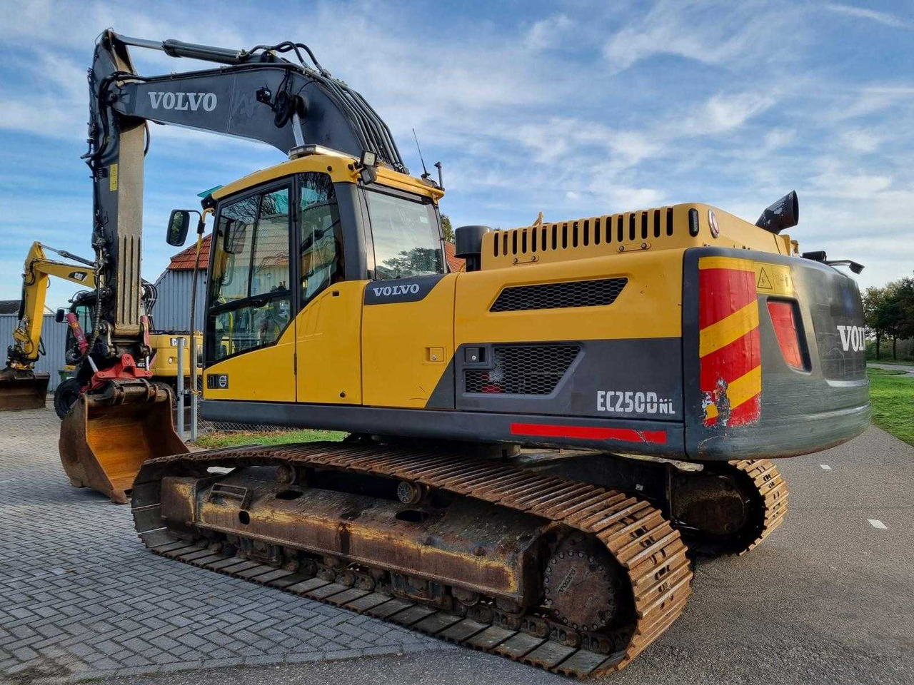 VOLVO EC250DNL - Bager gusjeničar: slika VOLVO EC250DNL - Bager gusjeničar VOLVO EC250DNL - Bager gusjeničar: slika VOLVO EC250DNL - Bager gusjeničar