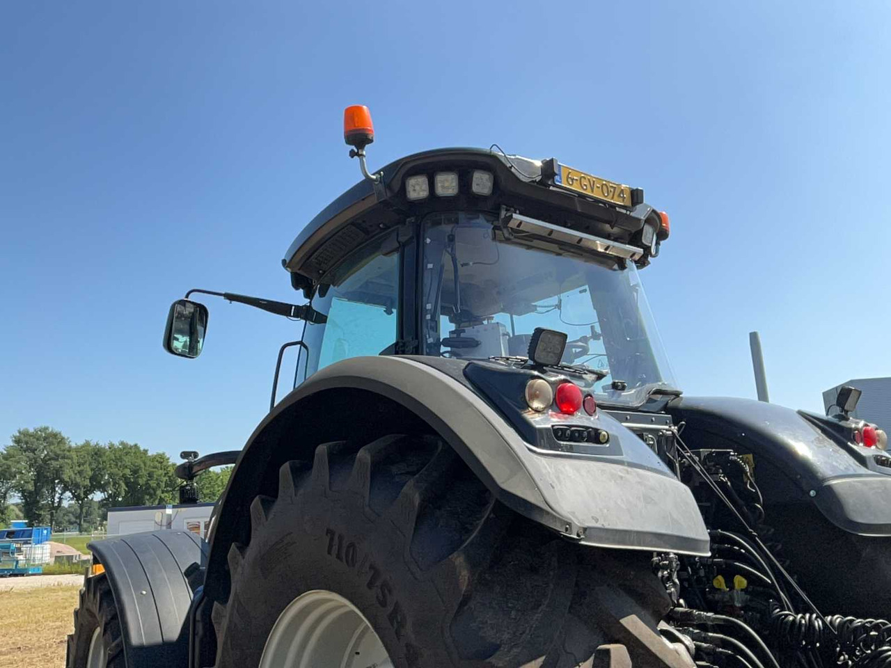 Valtra S374 - Traktor: slika Valtra S374 - Traktor Valtra S374 - Traktor: slika Valtra S374 - Traktor