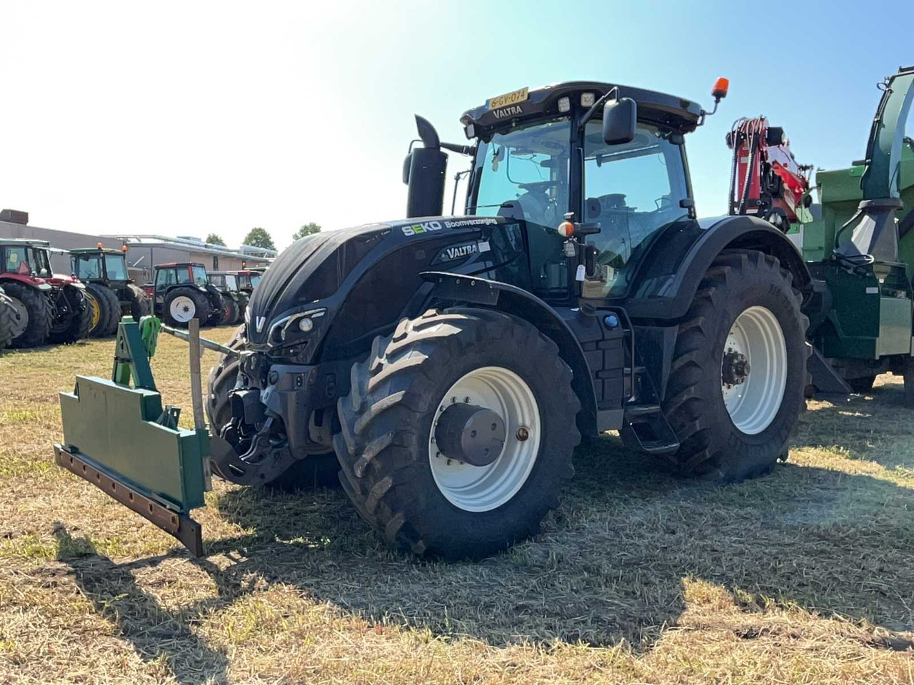 Valtra S374 - Traktor: slika Valtra S374 - Traktor Valtra S374 - Traktor: slika Valtra S374 - Traktor