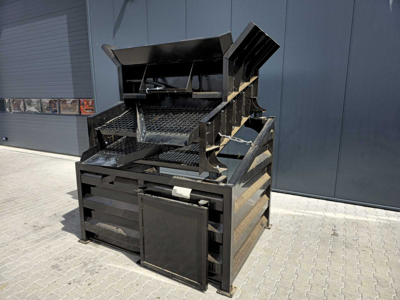 Vibratory Screener - Screener: slika Vibratory Screener - Screener Vibratory Screener - Screener: slika Vibratory Screener - Screener