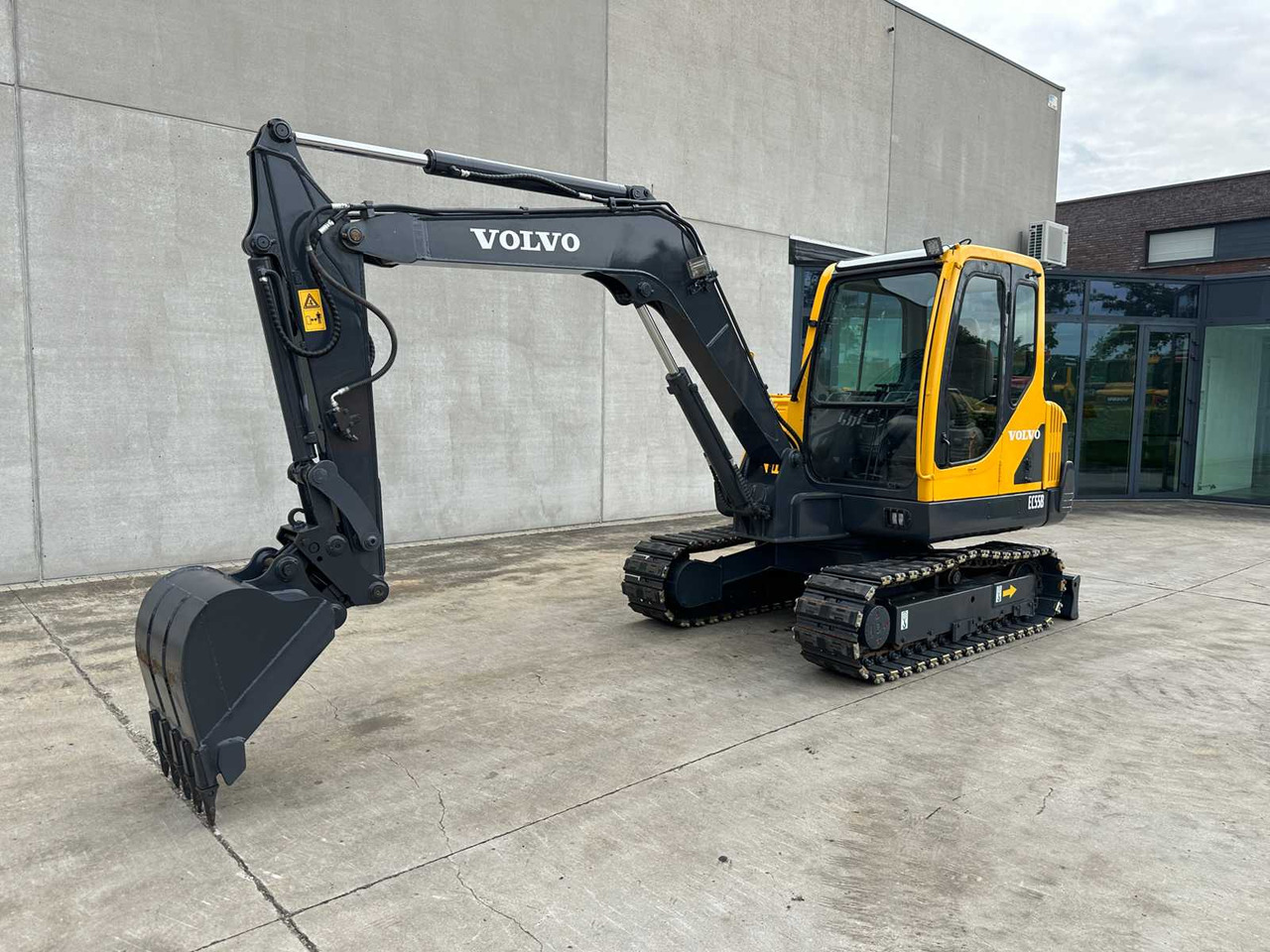 Volvo EC55B - Bager gusjeničar: slika Volvo EC55B - Bager gusjeničar Volvo EC55B - Bager gusjeničar: slika Volvo EC55B - Bager gusjeničar