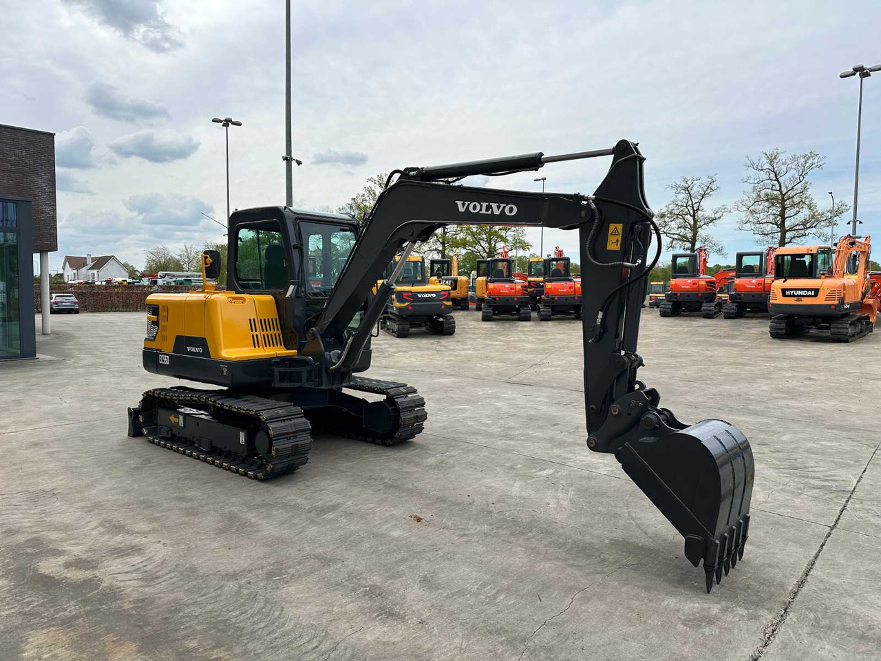Volvo EC55D - Bager gusjeničar: slika Volvo EC55D - Bager gusjeničar Volvo EC55D - Bager gusjeničar: slika Volvo EC55D - Bager gusjeničar
