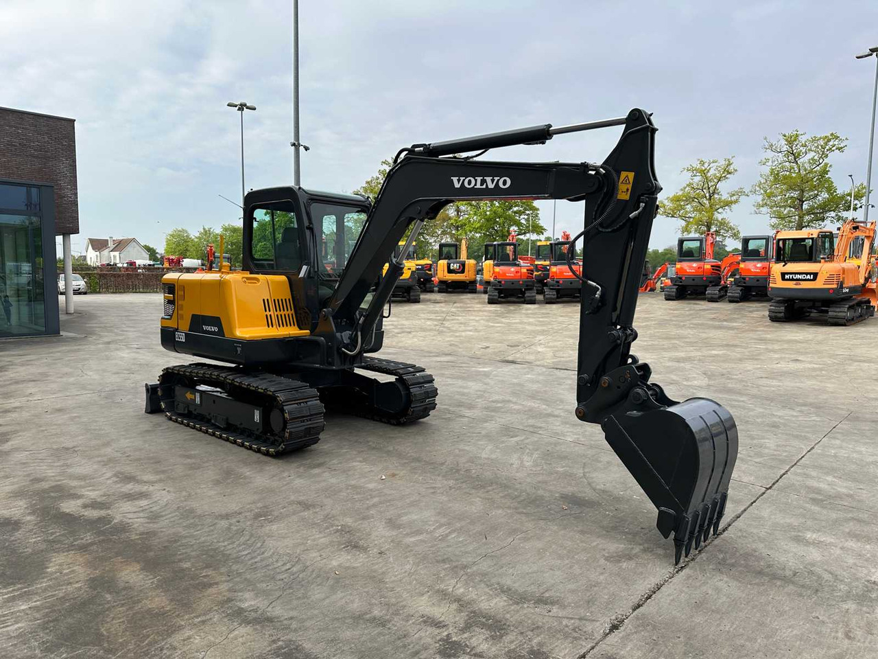 Volvo EC55D - Bager gusjeničar: slika Volvo EC55D - Bager gusjeničar Volvo EC55D - Bager gusjeničar: slika Volvo EC55D - Bager gusjeničar