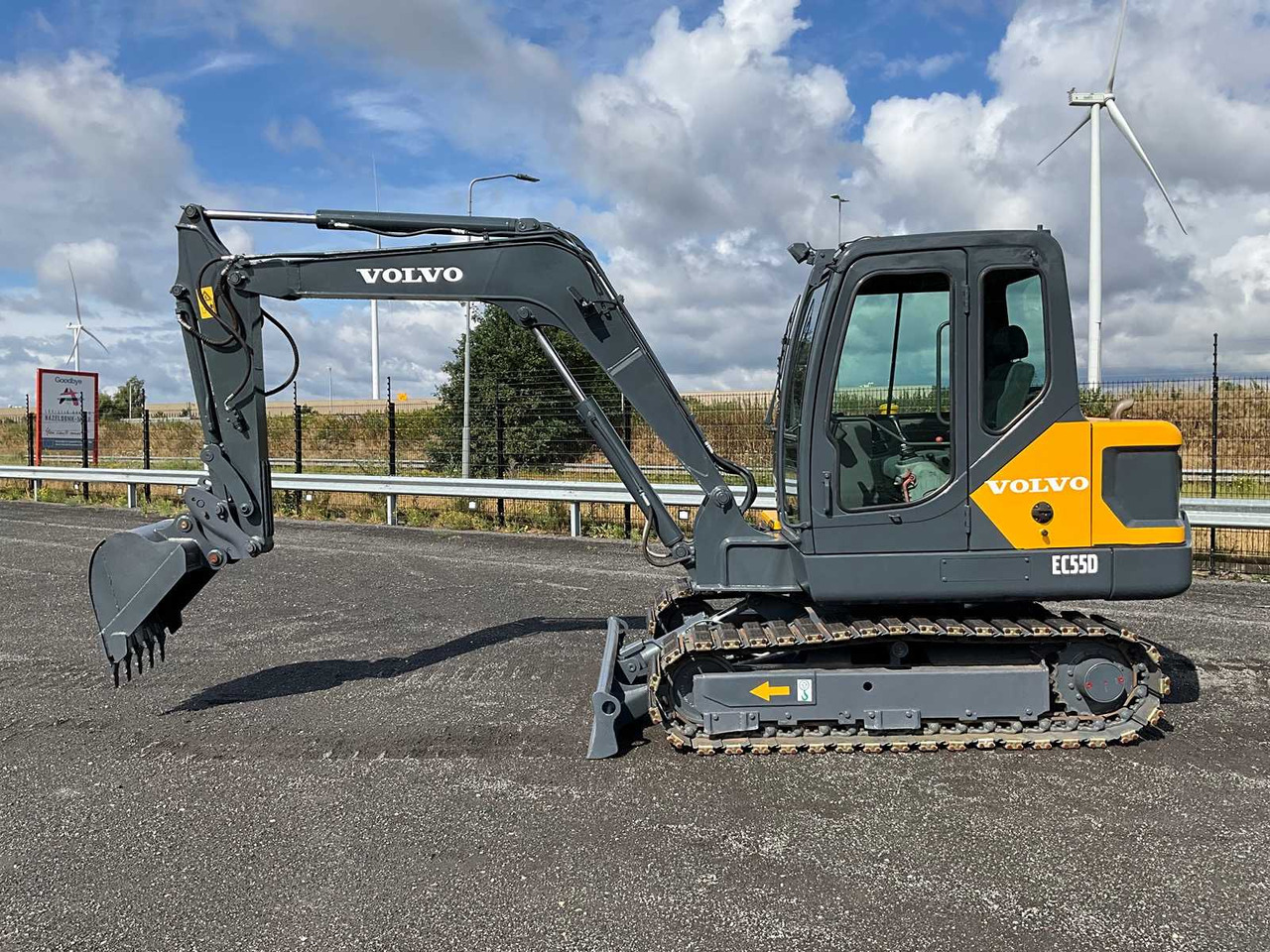 Volvo EC55D - Bager gusjeničar: slika Volvo EC55D - Bager gusjeničar Volvo EC55D - Bager gusjeničar: slika Volvo EC55D - Bager gusjeničar
