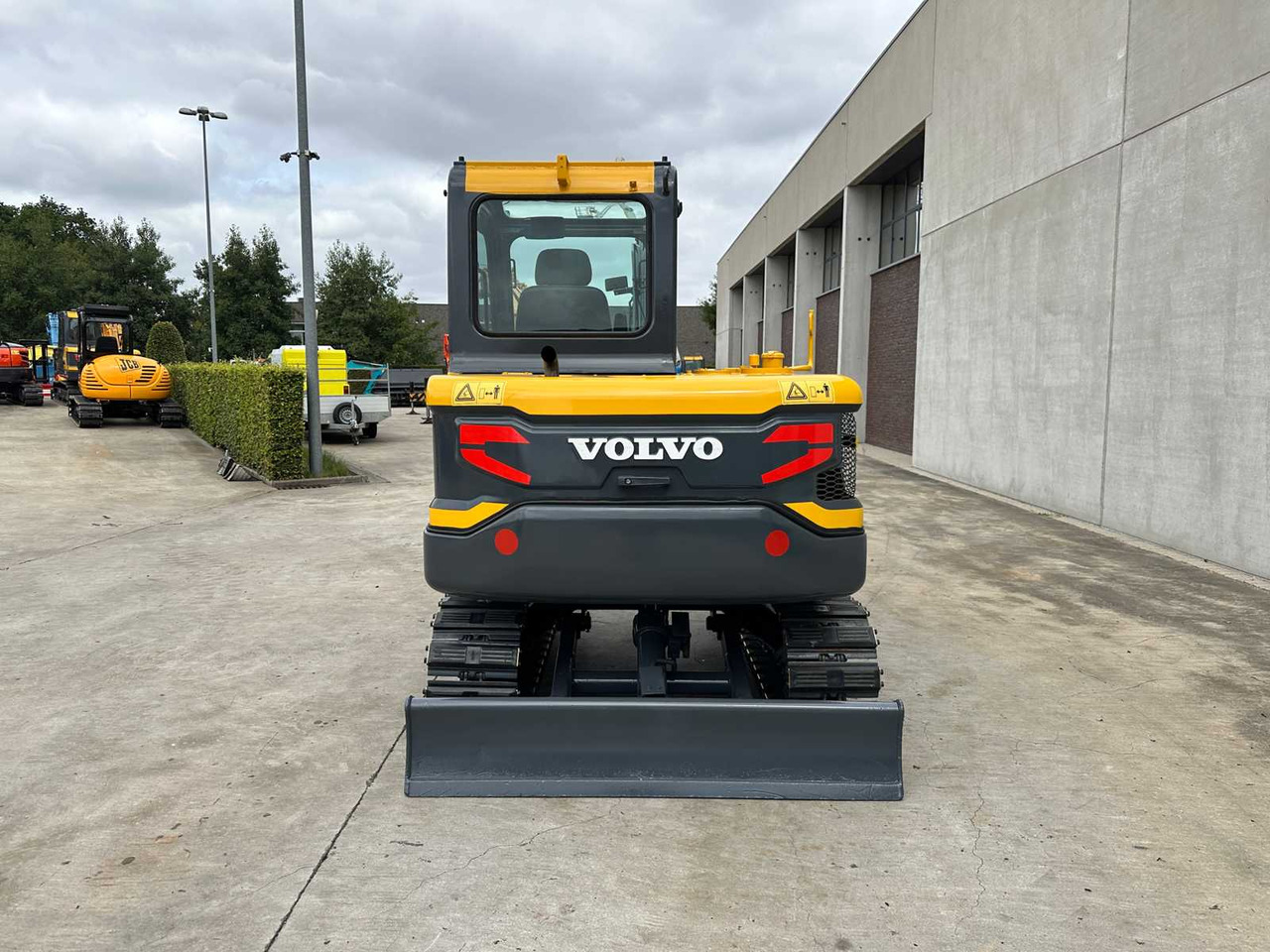 Volvo VOLVO - 2019 - EC55D - MIDI EXCAVATOR - Bager gusjeničar: slika Volvo VOLVO - 2019 - EC55D - MIDI EXCAVATOR - Bager gusjeničar Volvo VOLVO - 2019 - EC55D - MIDI EXCAVATOR - Bager gusjeničar: slika Volvo VOLVO - 2019 - EC55D - MIDI EXCAVATOR - Bager gusjeničar