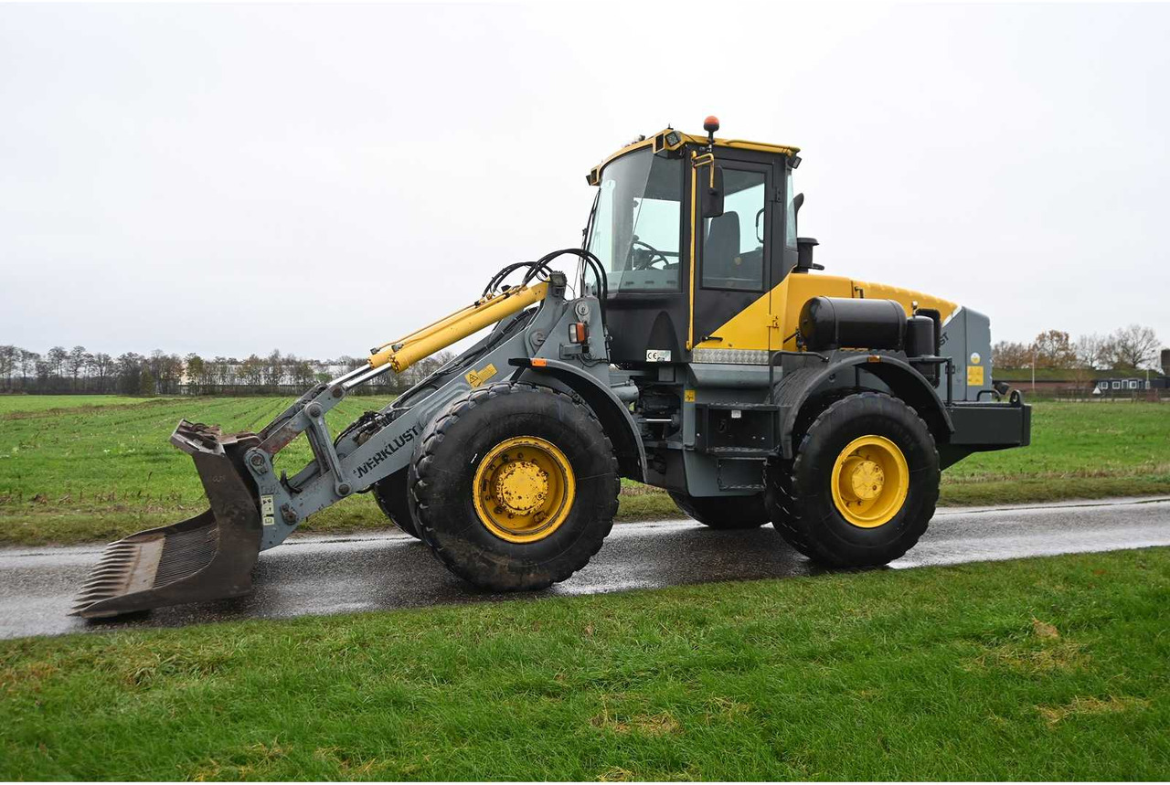 WERKLUST - 2001 - WG18D - SHOVEL - Utovarivač na kotačima: slika WERKLUST - 2001 - WG18D - SHOVEL - Utovarivač na kotačima WERKLUST - 2001 - WG18D - SHOVEL - Utovarivač na kotačima: slika WERKLUST - 2001 - WG18D - SHOVEL - Utovarivač na kotačima