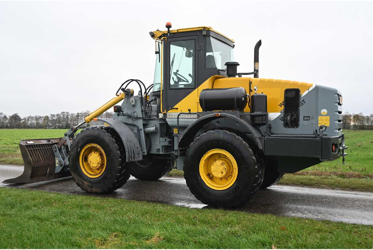 WERKLUST - 2001 - WG18D - SHOVEL - Utovarivač na kotačima: slika WERKLUST - 2001 - WG18D - SHOVEL - Utovarivač na kotačima WERKLUST - 2001 - WG18D - SHOVEL - Utovarivač na kotačima: slika WERKLUST - 2001 - WG18D - SHOVEL - Utovarivač na kotačima