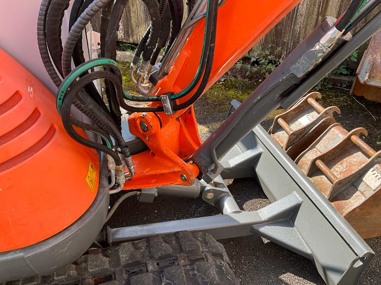 Wacker Neuson 2503 RD - Mini bager: slika Wacker Neuson 2503 RD - Mini bager Wacker Neuson 2503 RD - Mini bager: slika Wacker Neuson 2503 RD - Mini bager