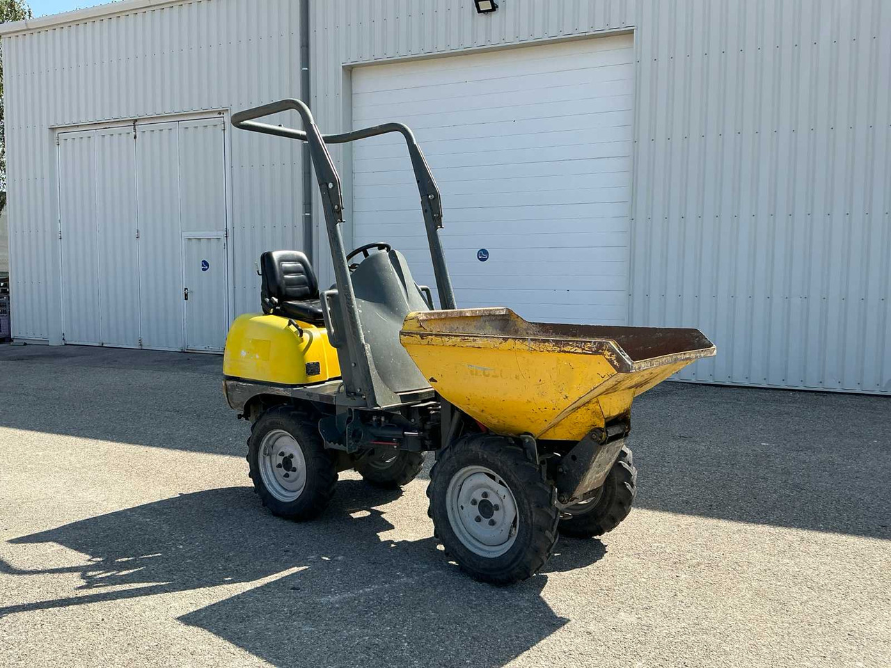 Wacker Neuson D01-04 - Istovarivač: slika Wacker Neuson D01-04 - Istovarivač Wacker Neuson D01-04 - Istovarivač: slika Wacker Neuson D01-04 - Istovarivač