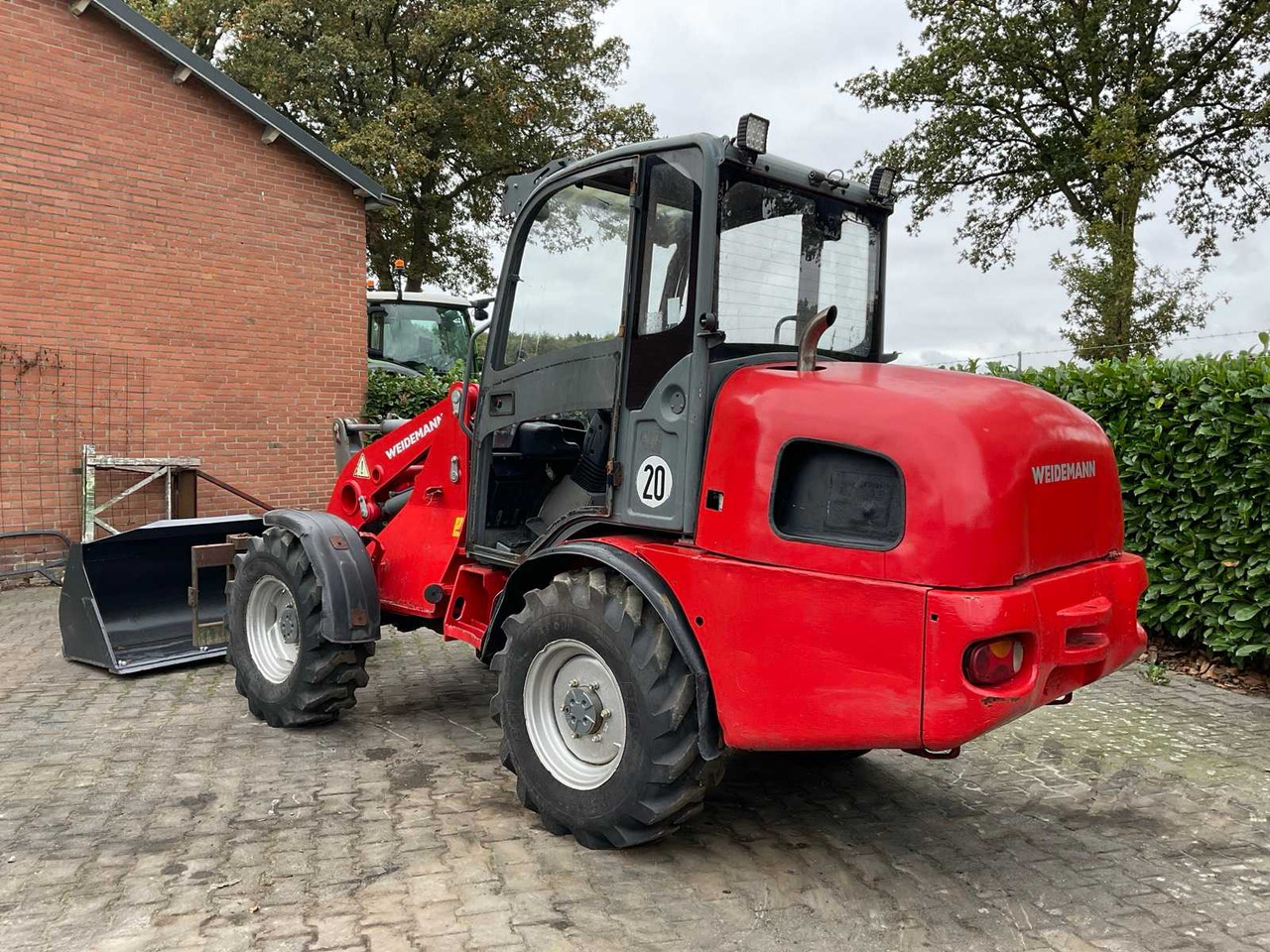 Weidemann 3070 CX - Utovarivač na kotačima: slika Weidemann 3070 CX - Utovarivač na kotačima Weidemann 3070 CX - Utovarivač na kotačima: slika Weidemann 3070 CX - Utovarivač na kotačima