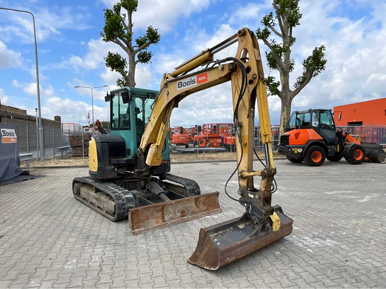 Yanmar ViO50-U - Bager gusjeničar: slika Yanmar ViO50-U - Bager gusjeničar Yanmar ViO50-U - Bager gusjeničar: slika Yanmar ViO50-U - Bager gusjeničar