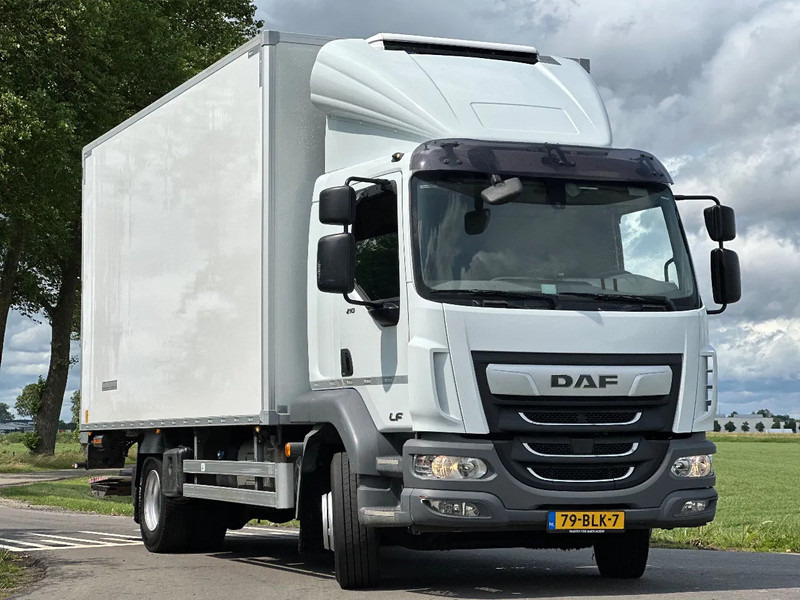 DAF LF 210 LF210.14. EURO6. 2018. KOELBAKWAGEN MET LAADKLEP 2000kg - Kamion hladnjača: slika DAF LF 210 LF210.14. EURO6. 2018. KOELBAKWAGEN MET LAADKLEP 2000kg - Kamion hladnjača DAF LF 210 LF210.14. EURO6. 2018. KOELBAKWAGEN MET LAADKLEP 2000kg - Kamion hladnjača: slika DAF LF 210 LF210.14. EURO6. 2018. KOELBAKWAGEN MET LAADKLEP 2000kg - Kamion hladnjača